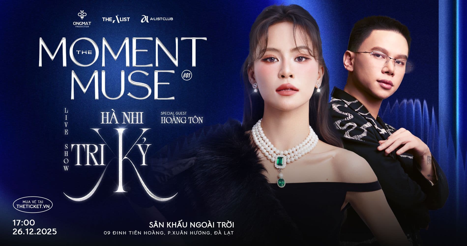 The Moment Muse #1  background